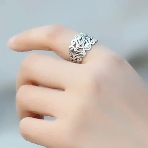 SILVER BOHO SCROLL RING - Picture 4 of 5
